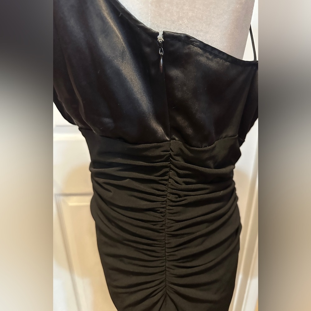 Laundry By Shelli Segal  Dress Black Spaghetti Strap Backless Dress Size 12 - Picture 8 of 10
